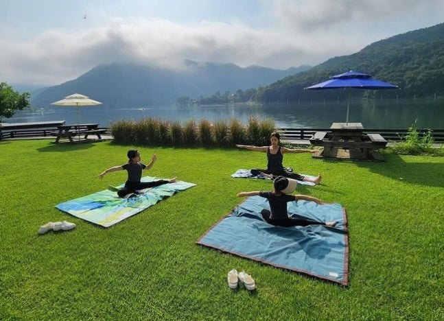 Actress Lee Yoon-ji Shares Heartwarming Family Yoga Moments During Trip to Chuncheon - OUR K-POP