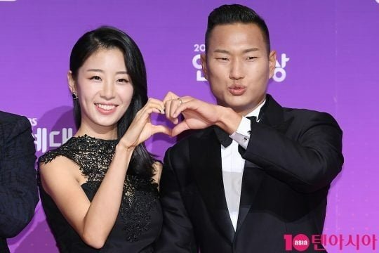 Jung Dae-se Gifts Special Surprise to His Wife Upon Returning from Japan in Emotional Reunion on Final Episode of MBN's  'Once in a While, I Decide to Divorce' - OUR K-POP