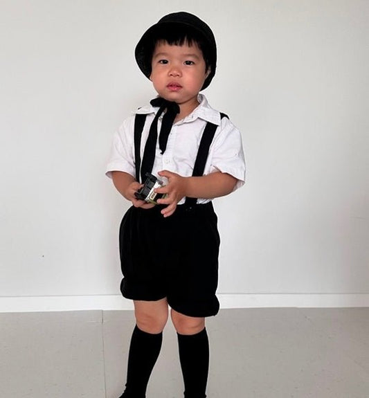 Rising Star: Yon Jun-beom Stuns Followers with Stylish Black and White Look as He Rapidly Grows Up - OUR K-POP